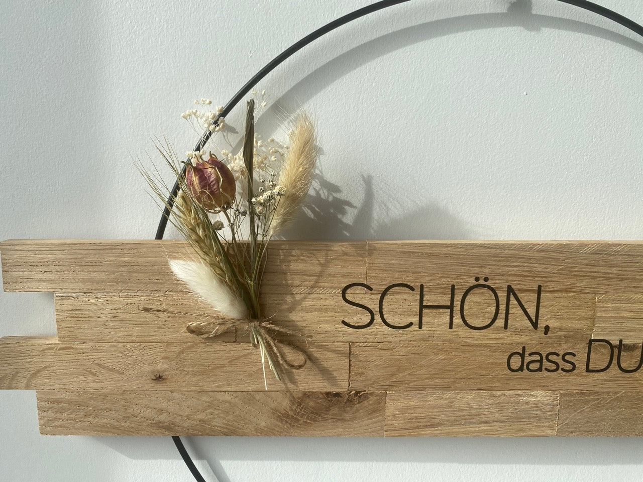 Loop | Schön, dass DU da bist | Tür- Wanddekoration | Metallring 30 cm | Trockenblumen |