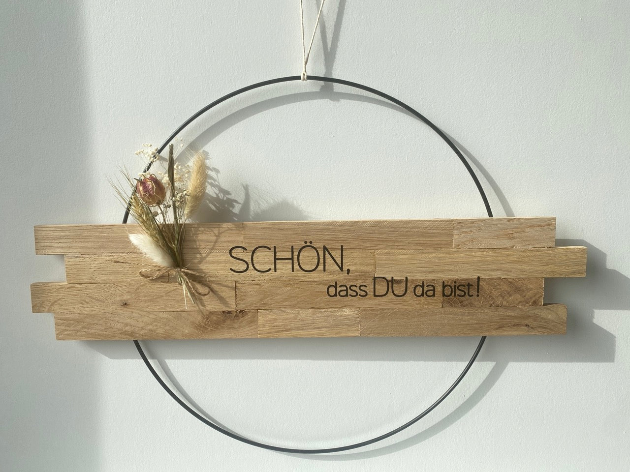 Loop | Schön, dass DU da bist | Tür- Wanddekoration | Metallring 30 cm | Trockenblumen |